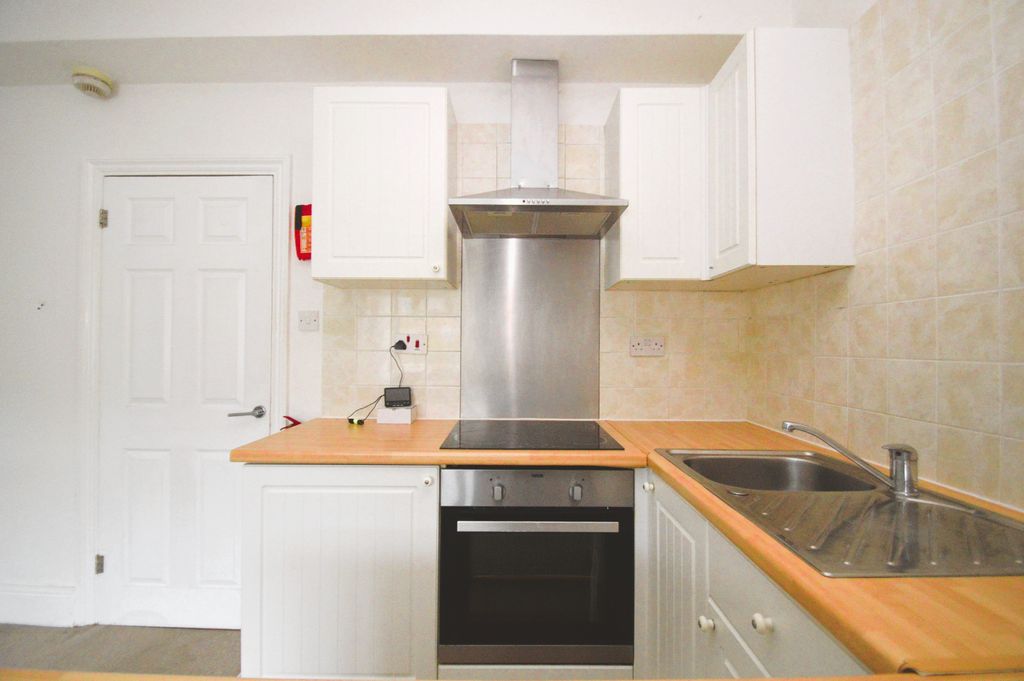 Property photo 2 of 7 Dsc_1061