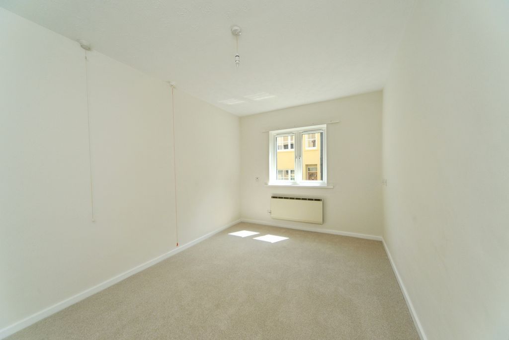 Property photo 3 of 16 Photo
