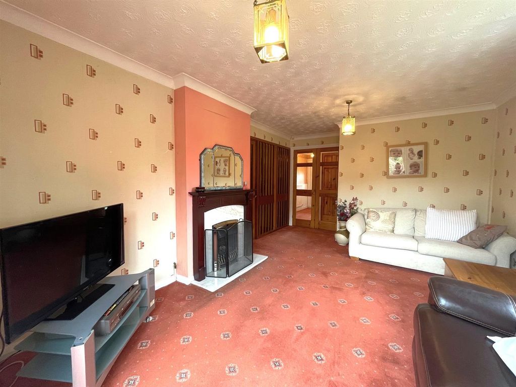 Property photo 2 of 25 B2.Jpg