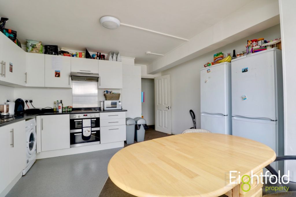 Additional image 4 of 5 bed flat to rentLittle Preston Street, Brighton BN1