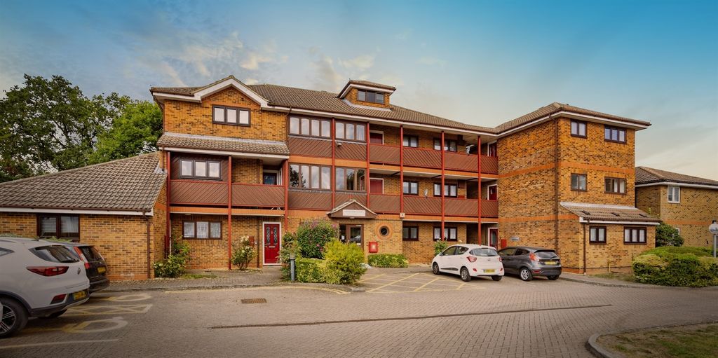 Property photo 1 of 21