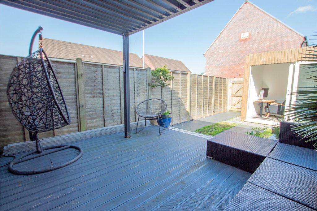 Property photo 1 of 21 Picture No. 64