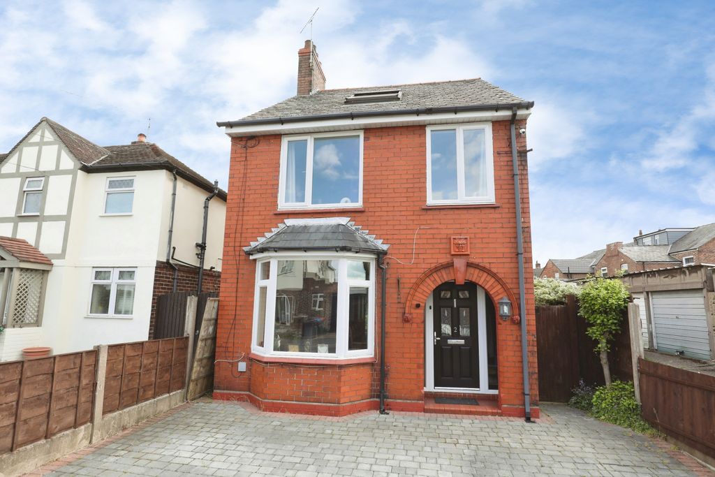Property photo 1 of 15