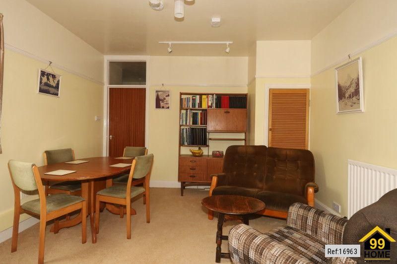 Property photo 2 of 8 Photo 1