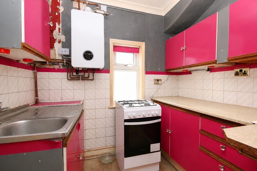 Property photo 3 of 15 6Edd383A-523A-490F-870A-3Faf948Ccd17.Png
