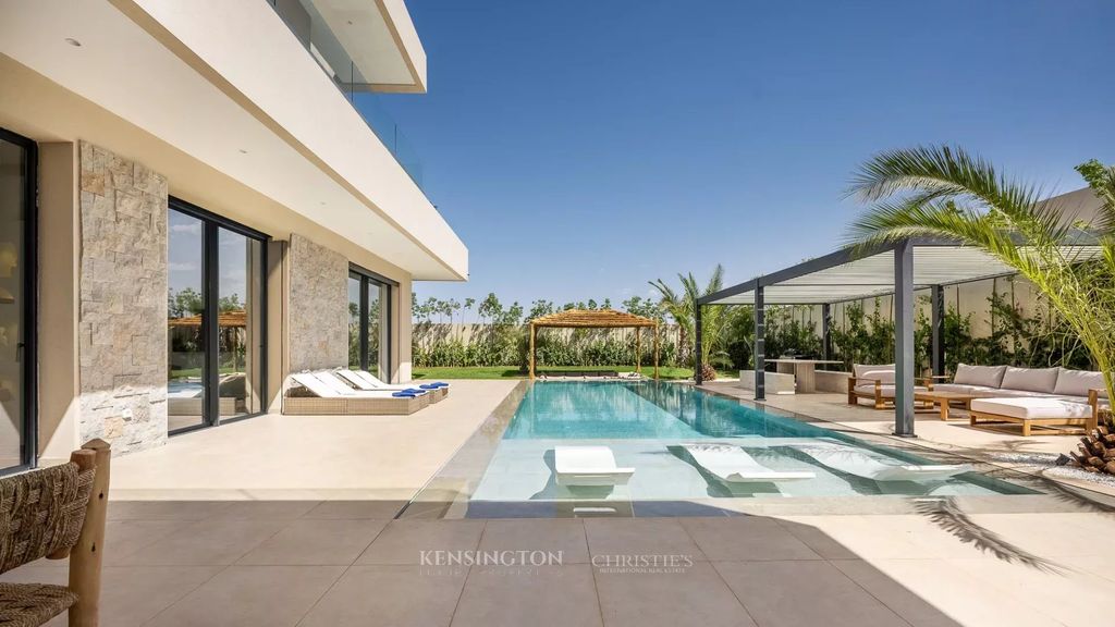 Property photo 1 of 40