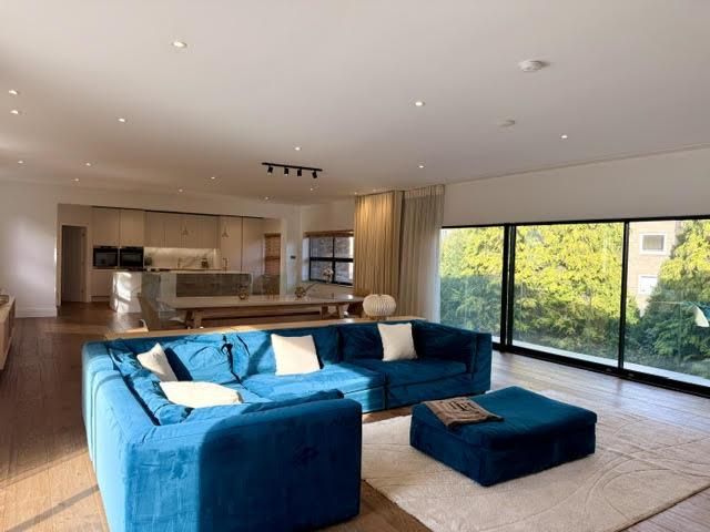 Property photo 2 of 25 Lounge 2.Jpg