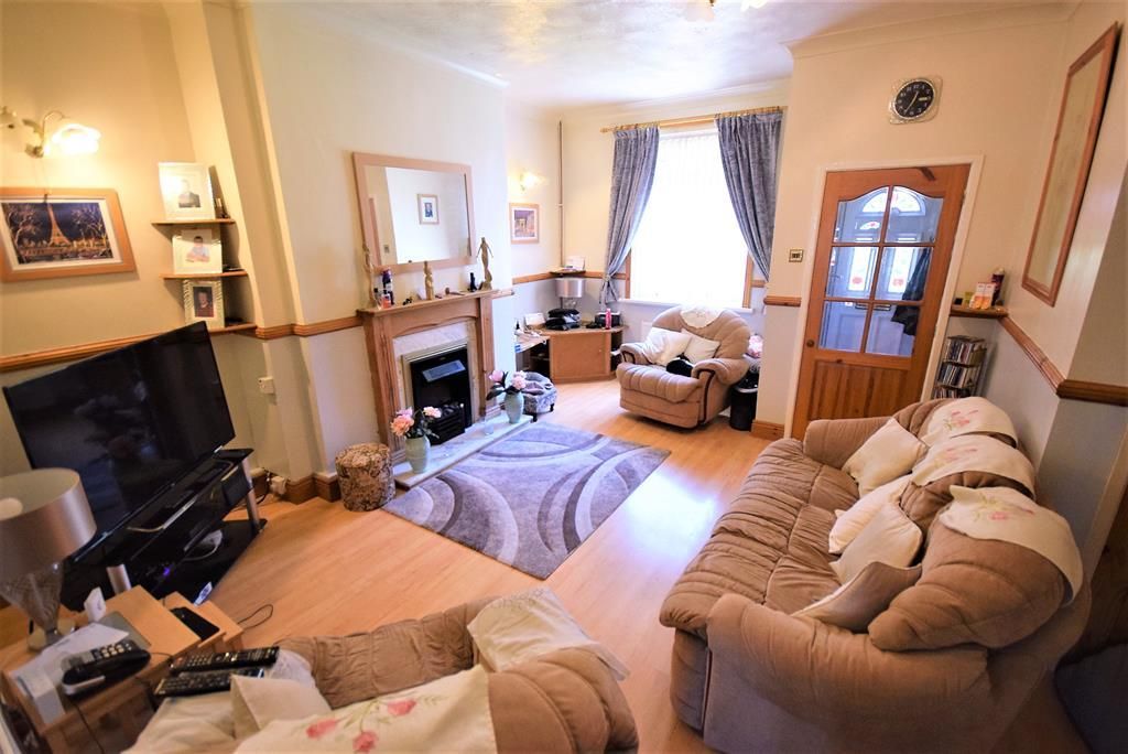 Property photo 3 of 13