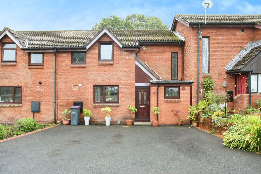 Property photo 2 of 15