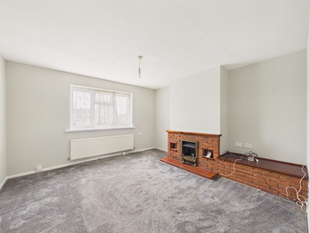 Property photo 3 of 16 4820767