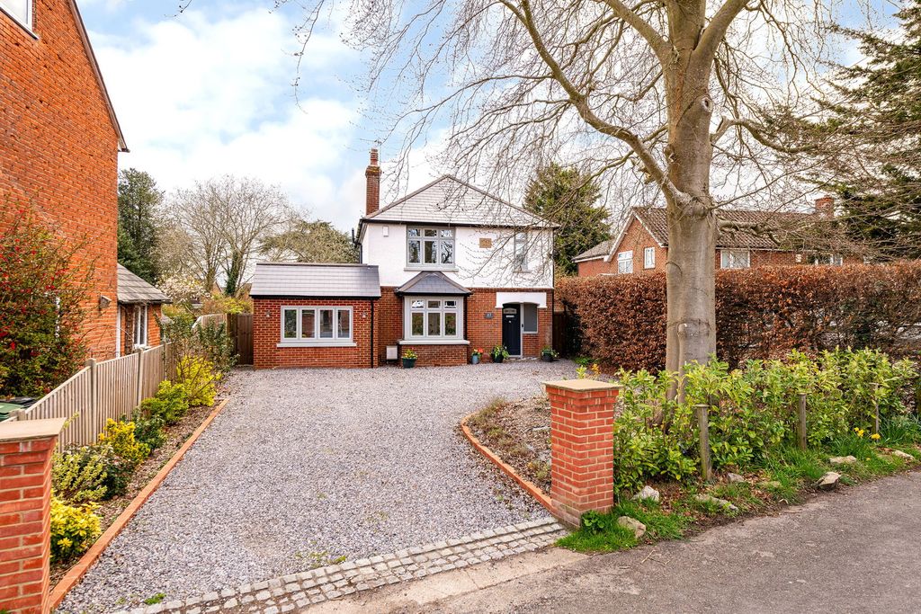 Property photo 1 of 23