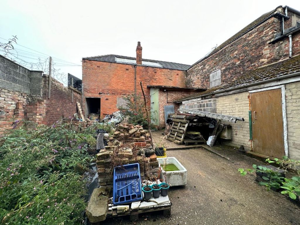 Property photo 2 of 2 Image 2