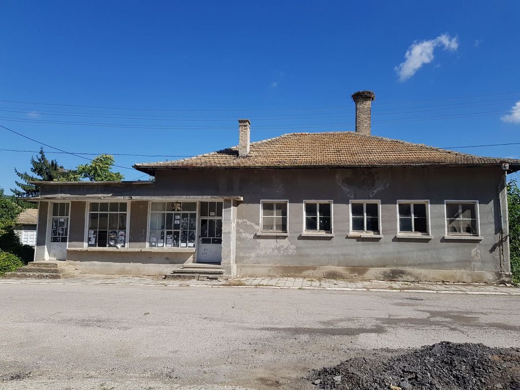 Property photo 1 of 34 Front View Of The Old Bakery Building With Tiled Roof And Several Windows In Palamartsa Village