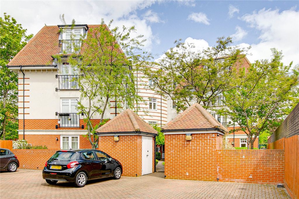 Property photo 1 of 7