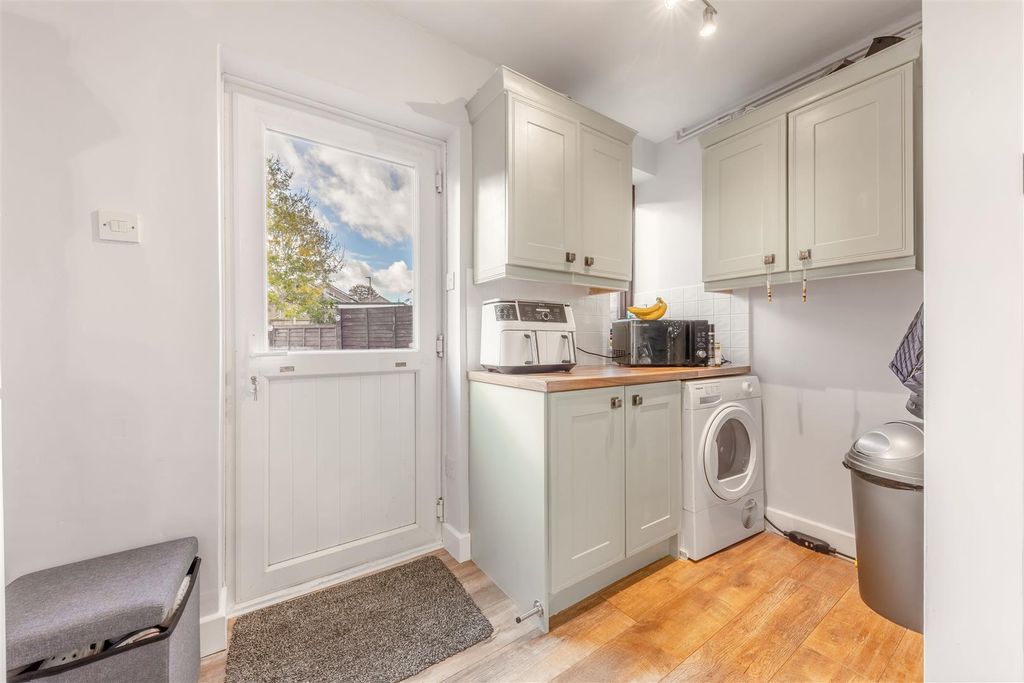 Property photo 3 of 20 Ba-2.Jpg