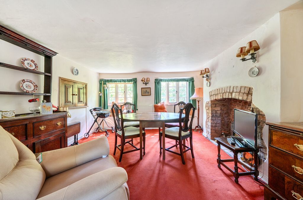 Property photo 3 of 22 Dining Room