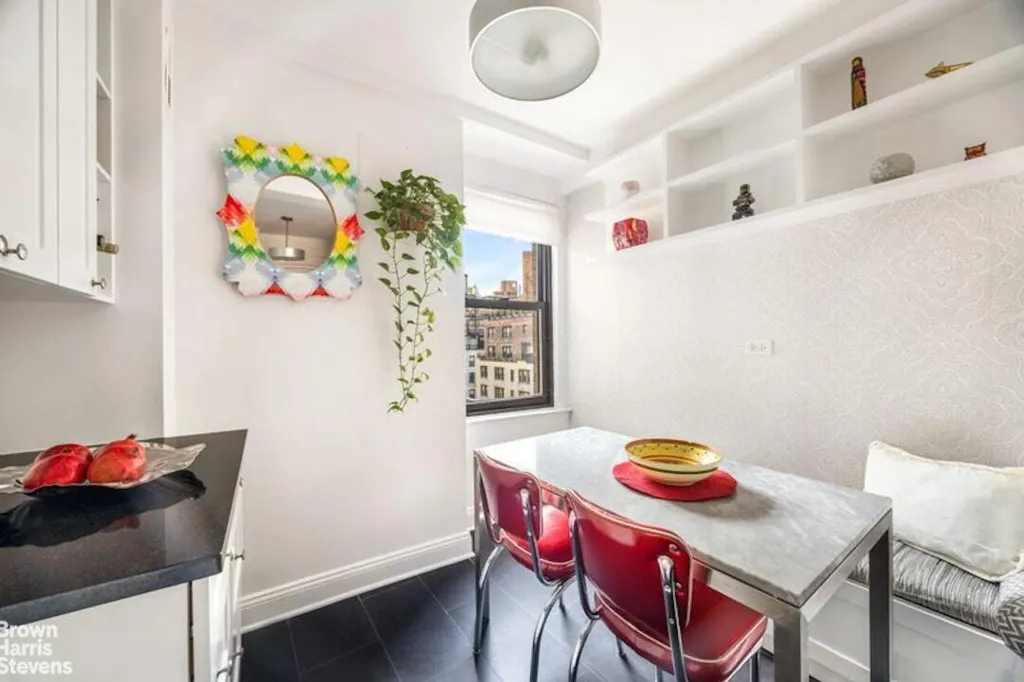 Property photo 3 of 13 <Alttext/>