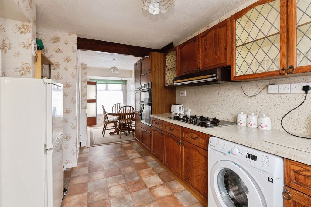 Property photo 2 of 19 Pbox-Img.Jpg