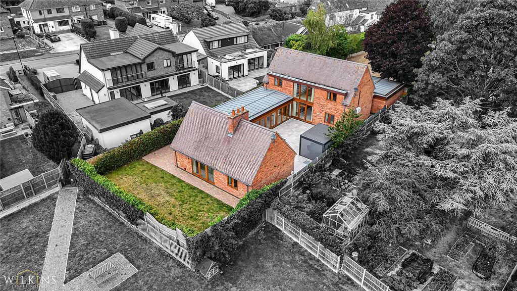 Property photo 2 of 58 Picture No. 06