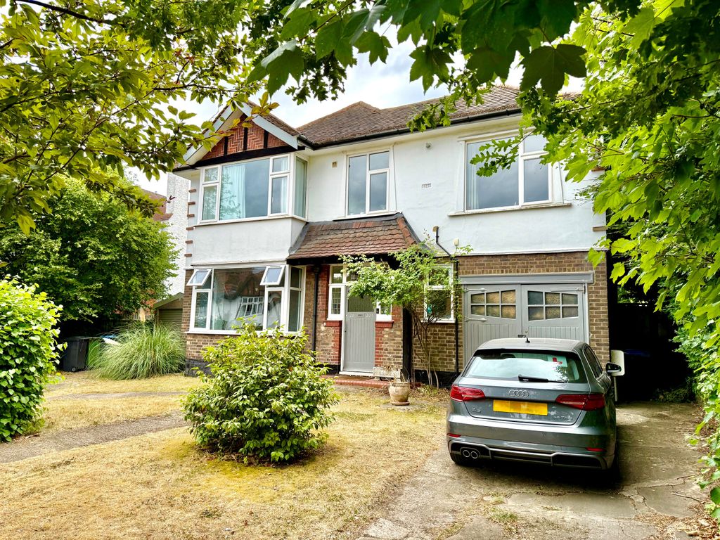 Property photo 1 of 9