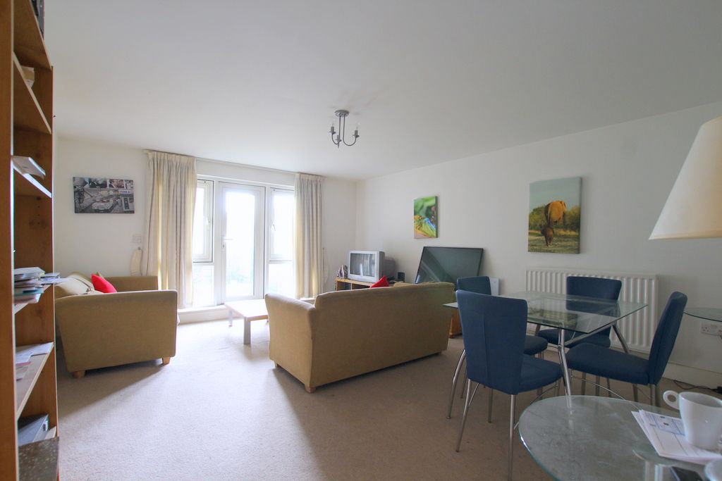 Property photo 1 of 18 5