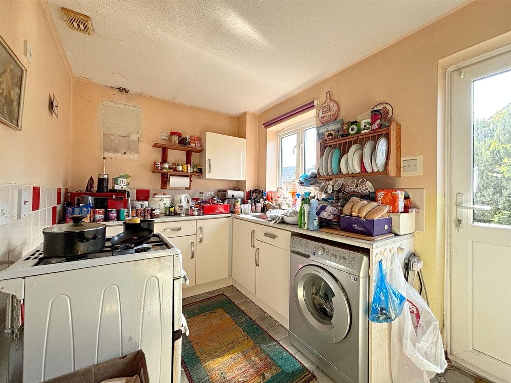 Property photo 2 of 6 Picture No. 06