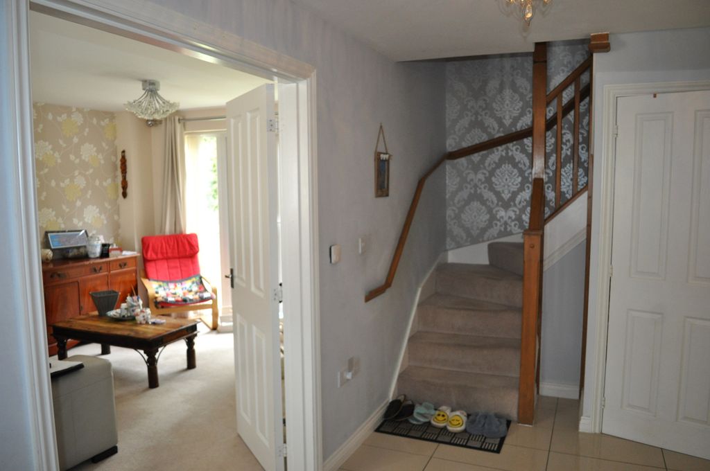 Property photo 2 of 18 Image 2