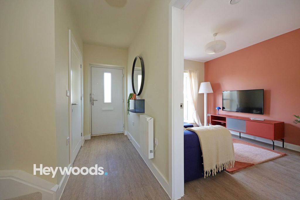 Property photo 3 of 24