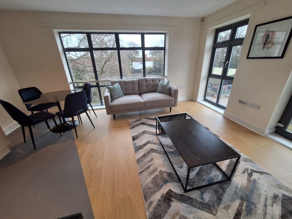 Property photo 1 of 6