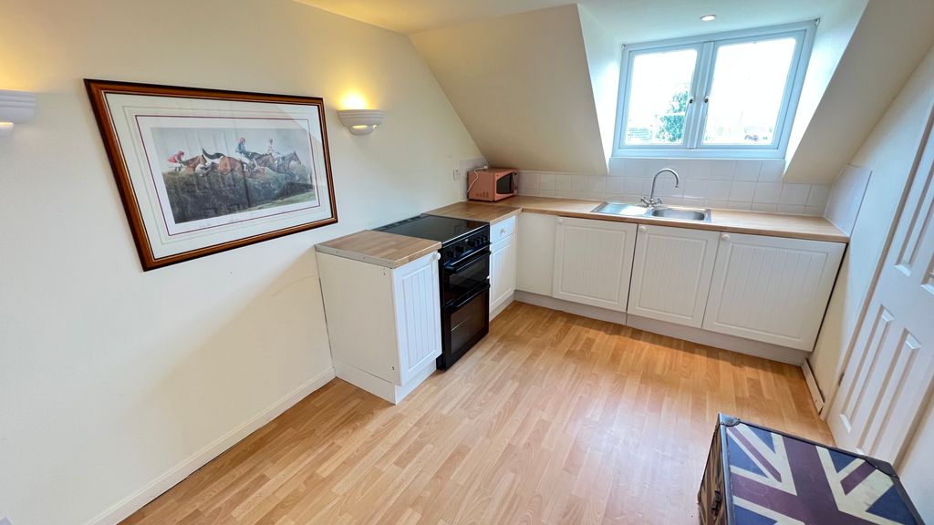 Property photo 3 of 7 Studio Room