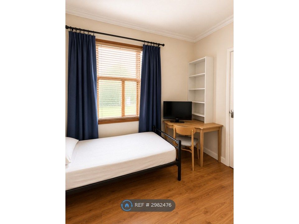 Property photo 1 of 4
