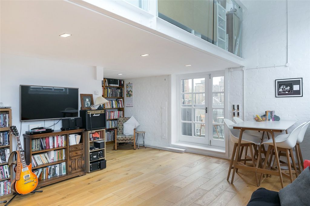 Property photo 1 of 17 Picture No. 08