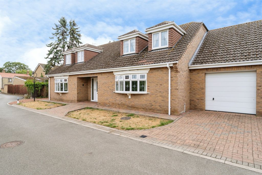 Property photo 1 of 22
