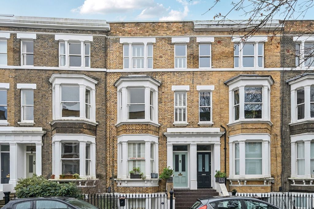 Property photo 2 of 23 Picture No. 22