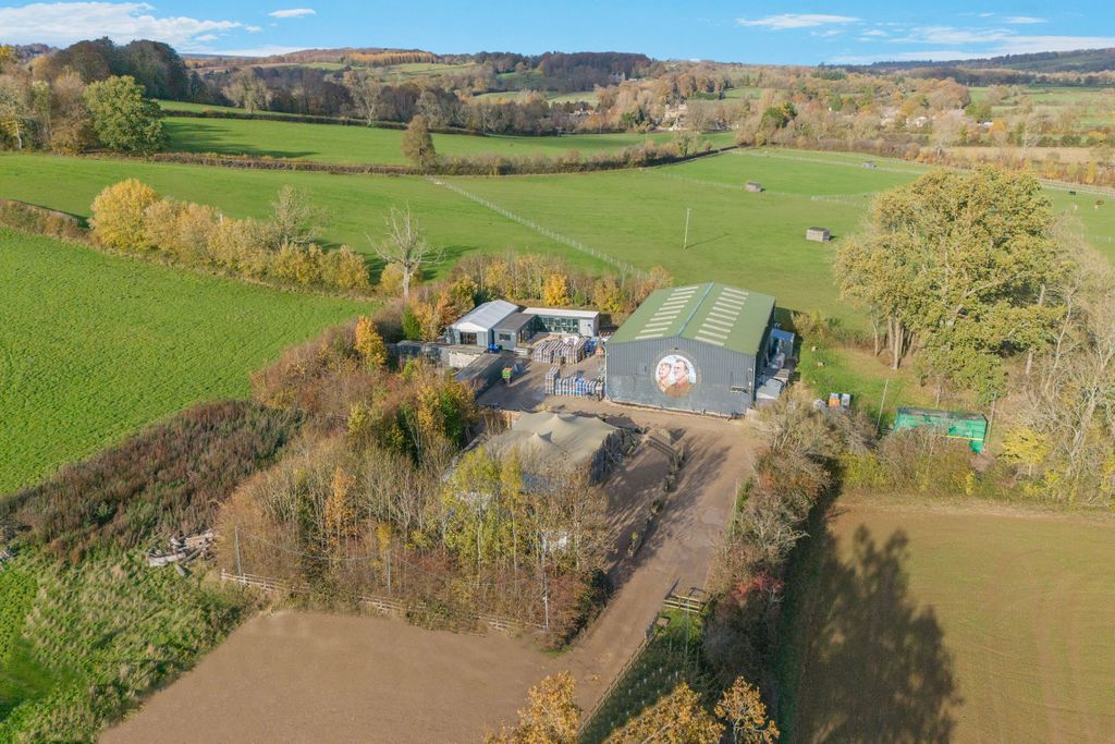 Property photo 2 of 16 Hawkstone Brewery, College Farm, Stow Road, Bourton-On-The-Water, Gloucestershire Gl54 2Hn