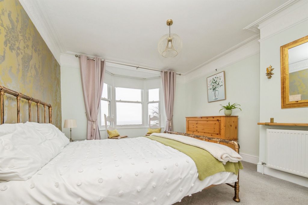 Additional image 14 of 6 bed semi-detached house for saleFronks Road, Harwich CO12
