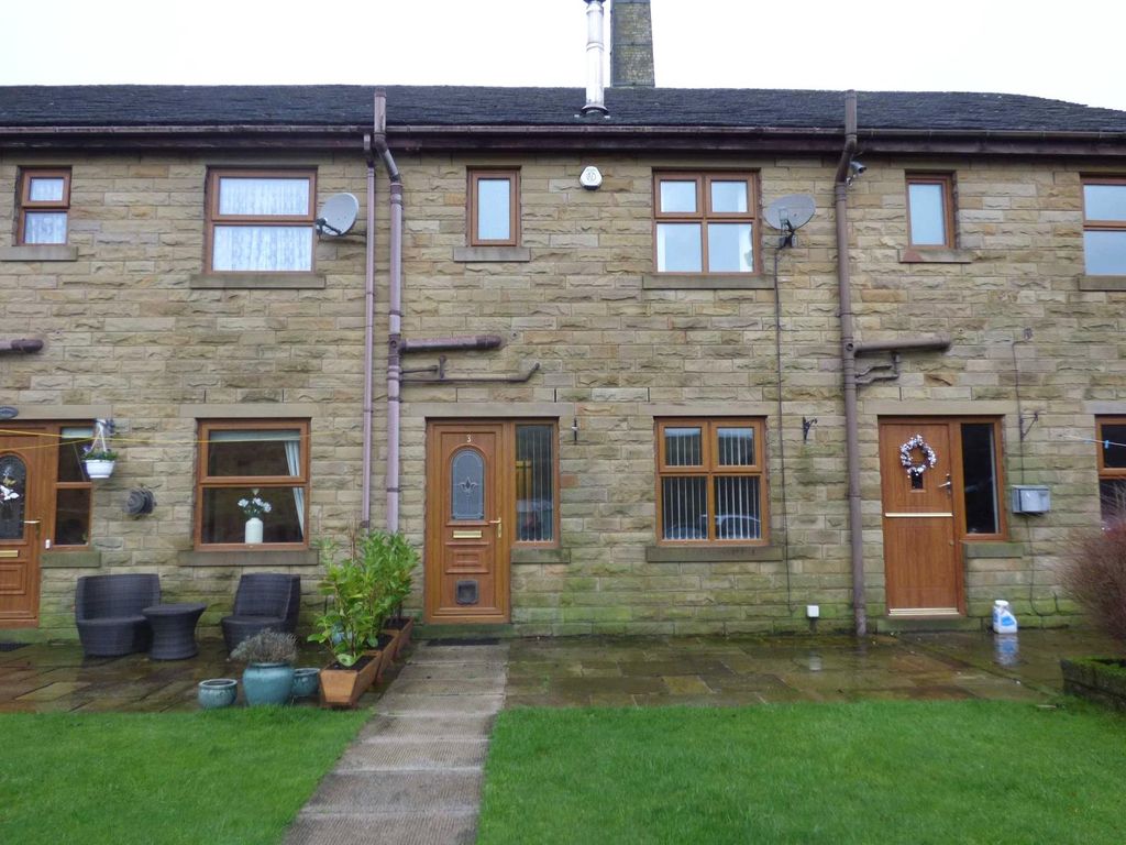 Property photo 1 of 15 External