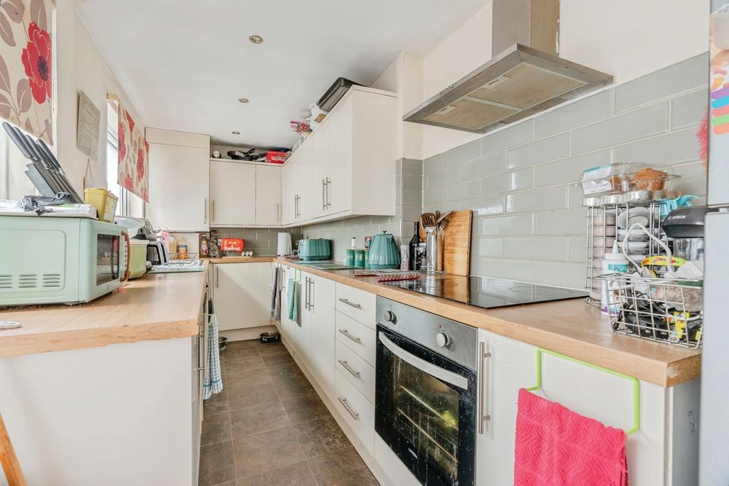 Property photo 2 of 16 Pbox-Img.Jpg