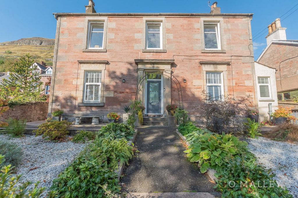 Property photo 1 of 15 External Front