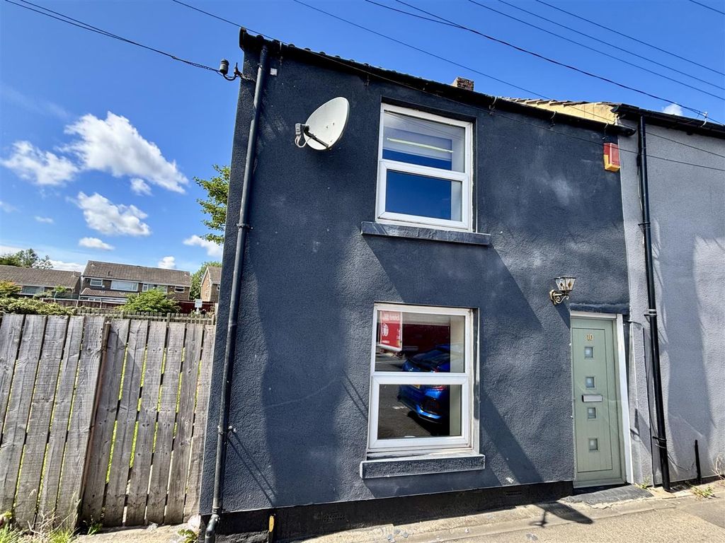 Property photo 1 of 10