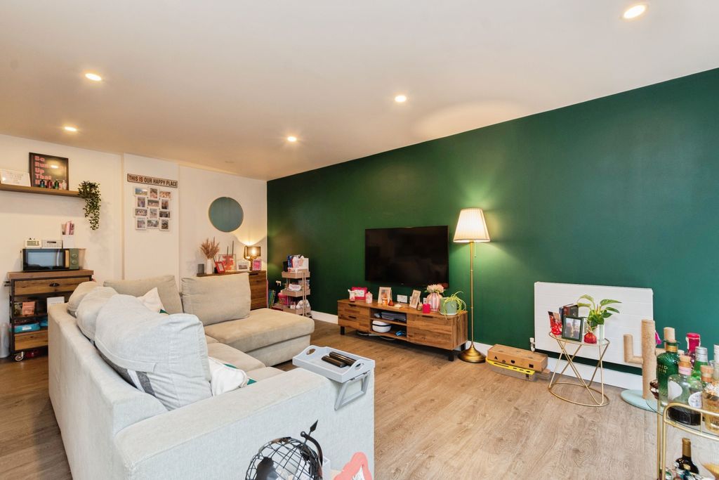 Property photo 3 of 19 Open Plan Living