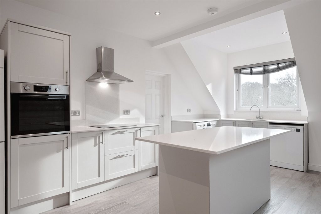 Property photo 2 of 11 Picture No. 04