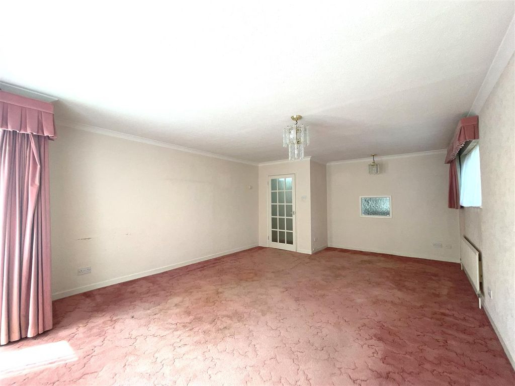 Property photo 3 of 25 White 28.Jpg
