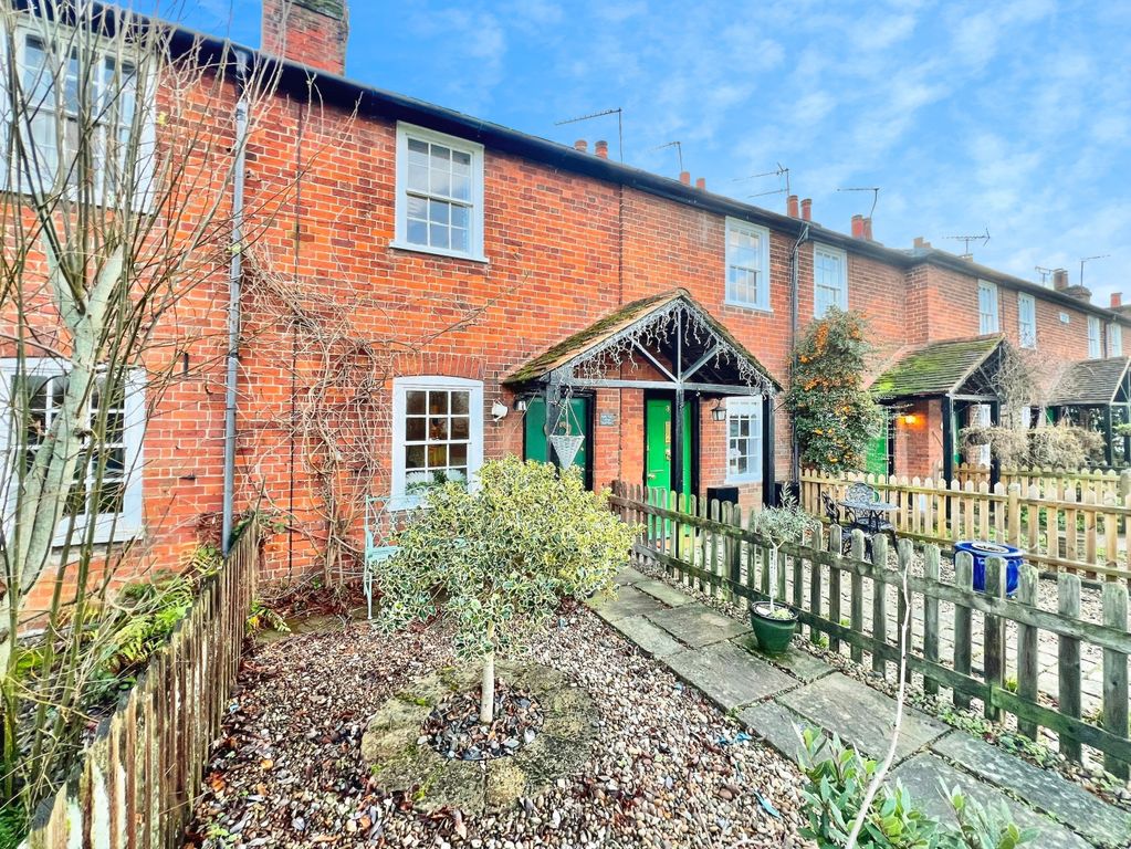 Property photo 2 of 17 Front