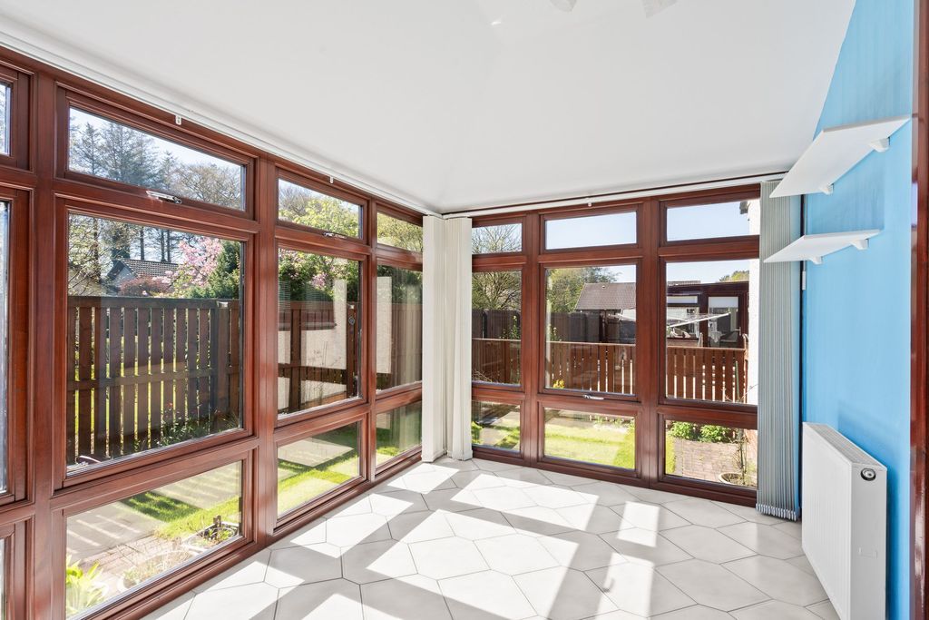 Property photo 1 of 30 Conservatory