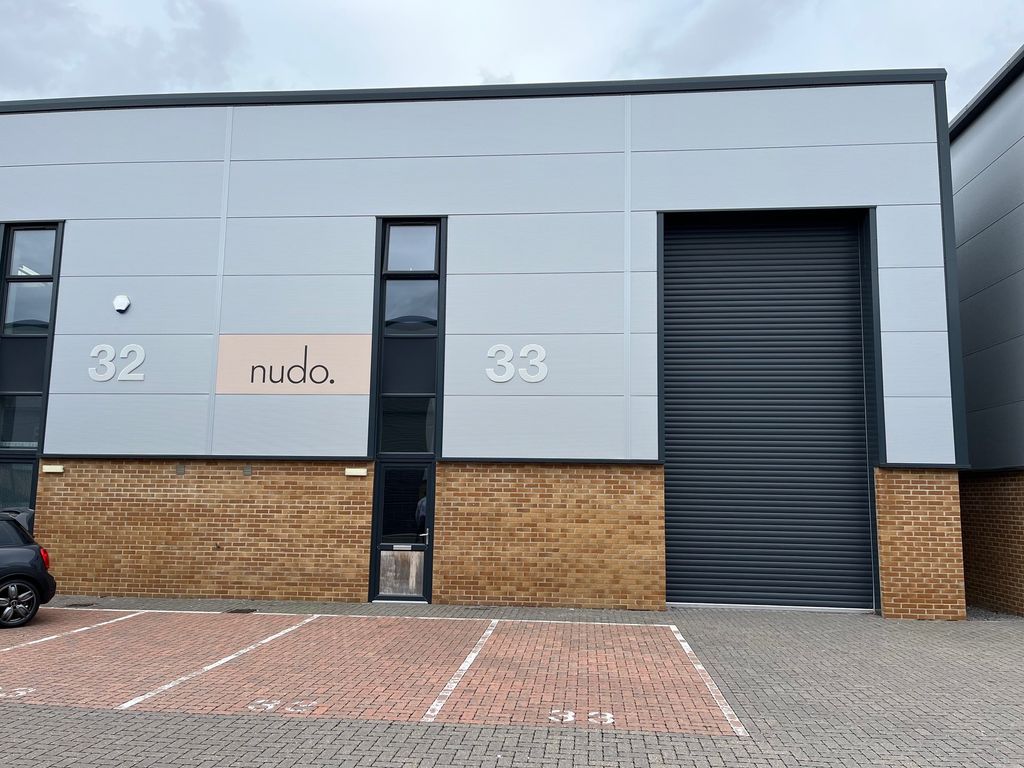 Property photo 1 of 3