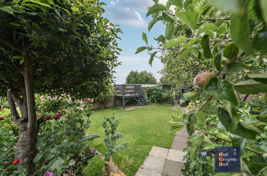 Property photo 2 of 22 8Eb31339-F45A-4Fad-87F9-B7839E1Cb3F3.Jpg