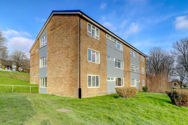 Property photo 1 of 8 Front (Exterior)