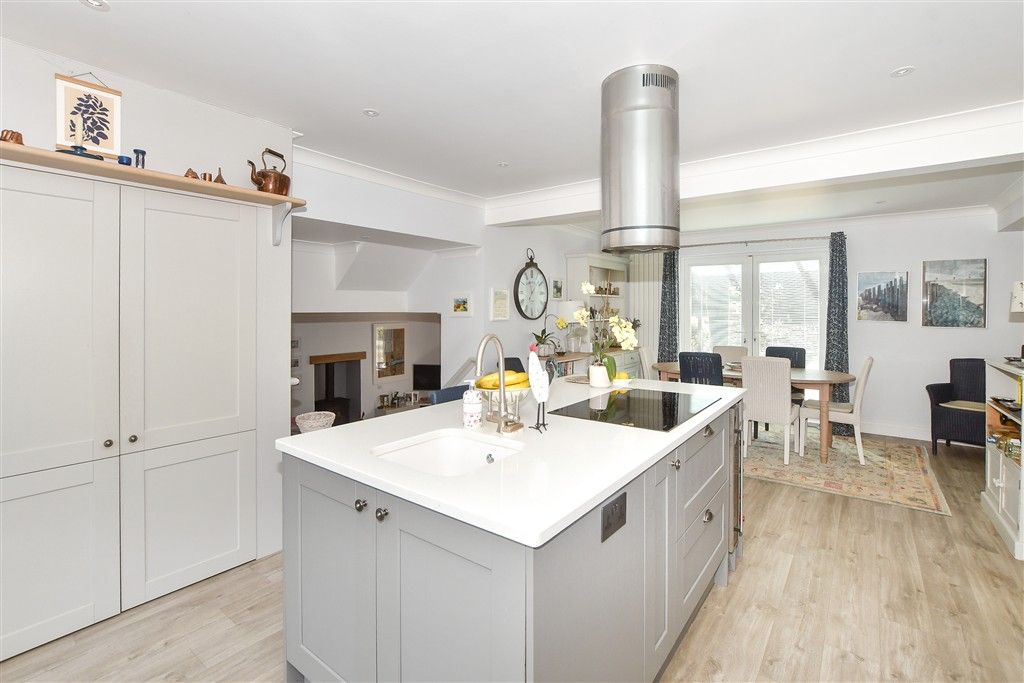 Property photo 3 of 20 Kitchen/Diner