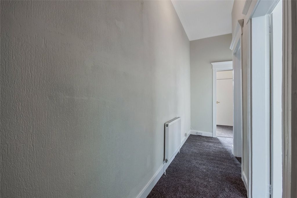Property photo 2 of 12 Picture No. 20